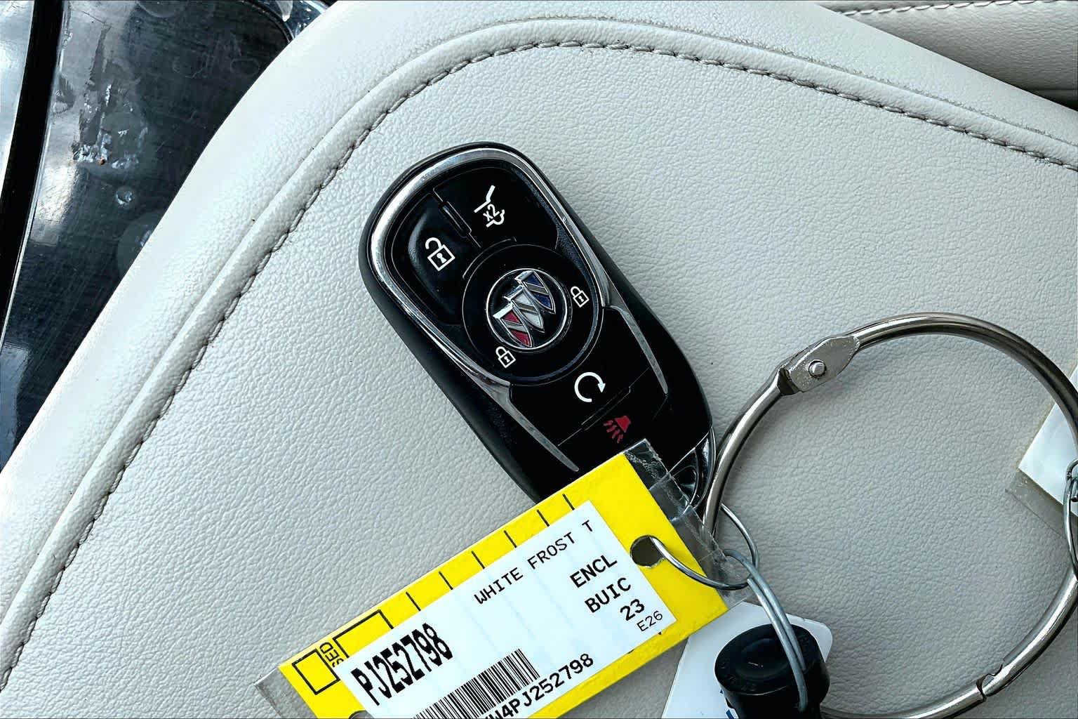 Used 2023 Buick Enclave Essence FWD image 15