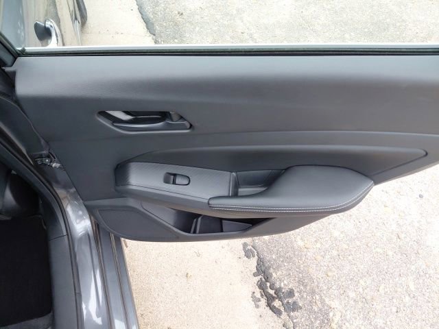 Used 2024 Nissan Altima 2.5 SV w/ SV Premium Package FWD image 33
