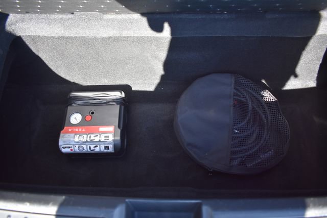 Used 2014 Tesla Model S 85 RWD image 37