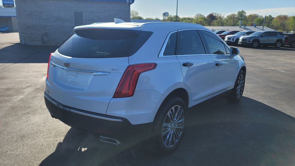 Used 2017 Cadillac XT5 Premium Luxury w/ LPO, Wheel Lock Package FWD image 12