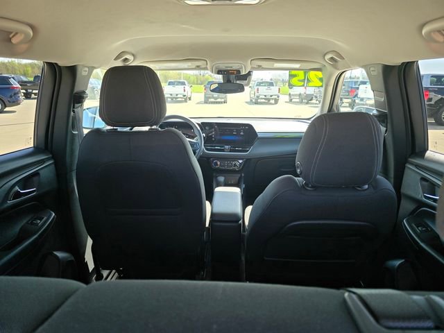 Used 2025 Chevrolet TrailBlazer LT AWD/4WD image 23
