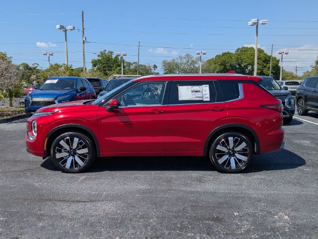 New 2026 Mitsubishi Outlander SEL FWD image 9