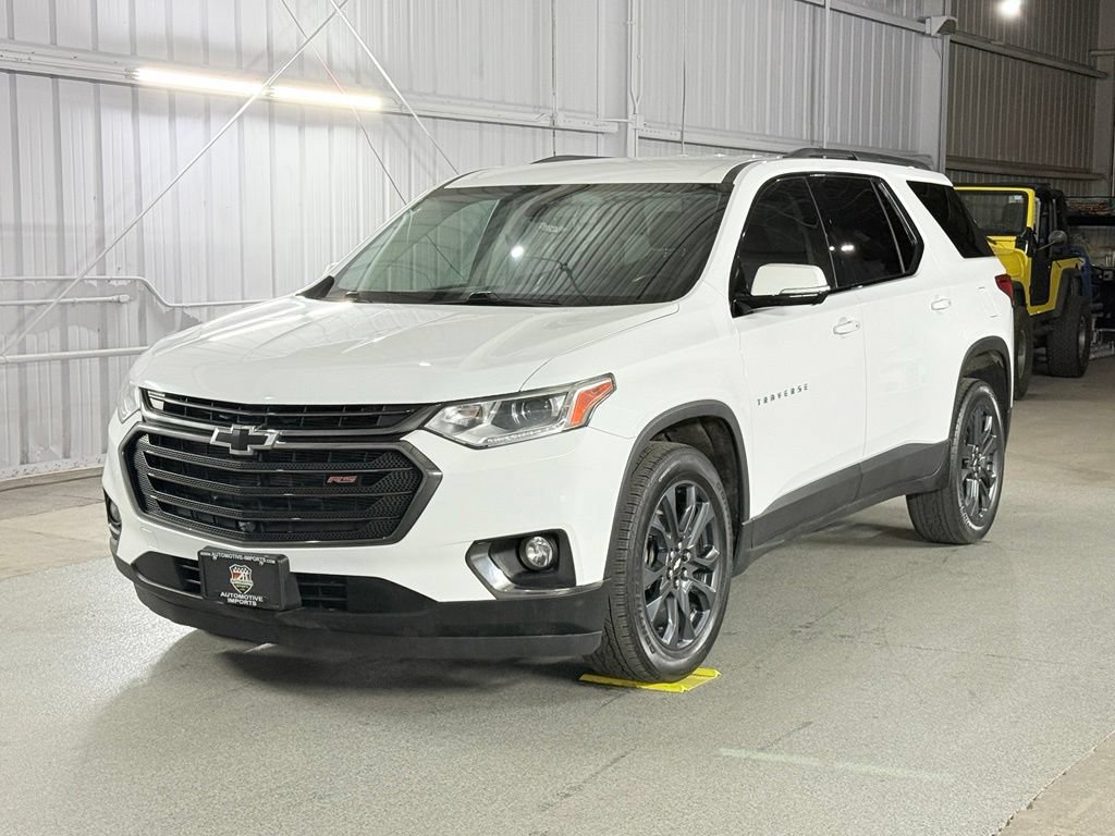Used 2020 Chevrolet Traverse RS FWD image 1