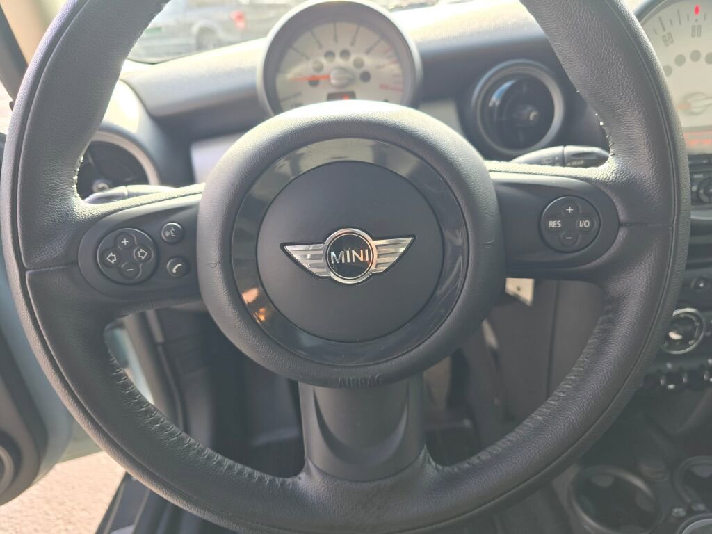 Used 2012 MINI Cooper Hardtop image 16