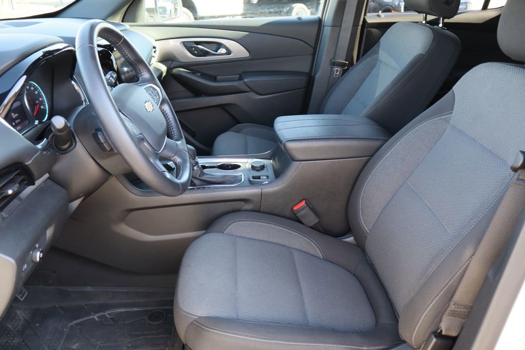 Used 2022 Chevrolet Traverse LT w/ LPO, Floor Liner Package image 21