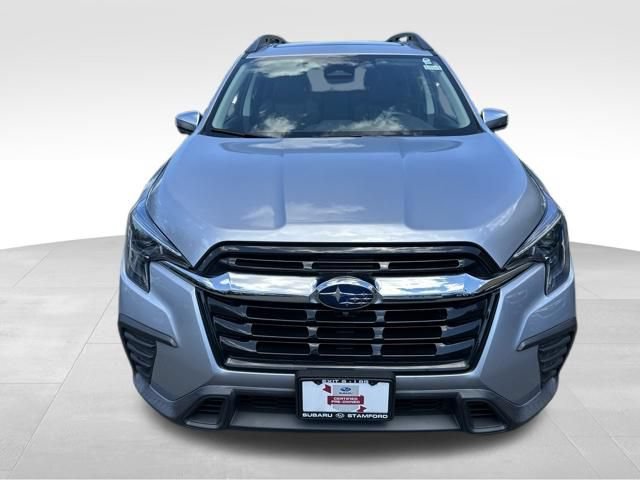 Used 2023 Subaru Ascent Limited w/ Technology Package AWD/4WD image 2