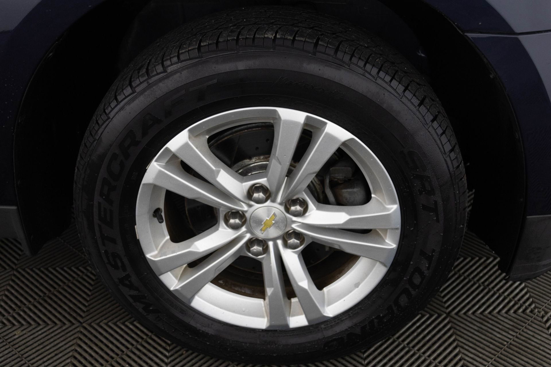 Used 2015 Chevrolet Equinox LS image 45