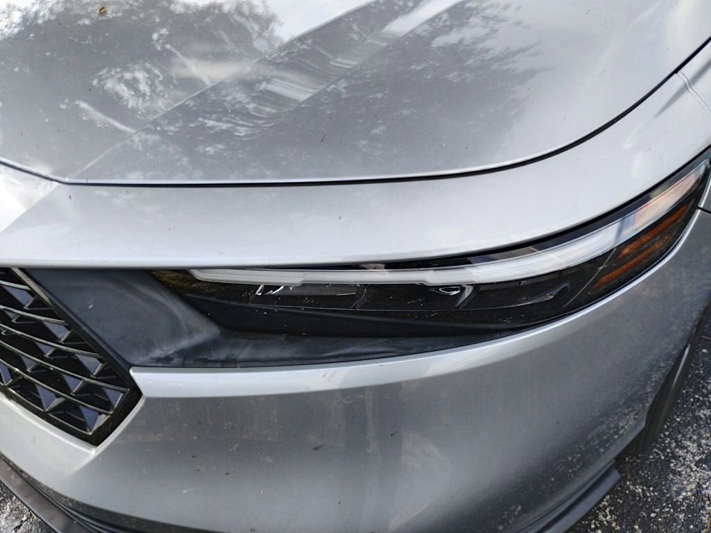 Used 2023 Honda Accord EX image 11