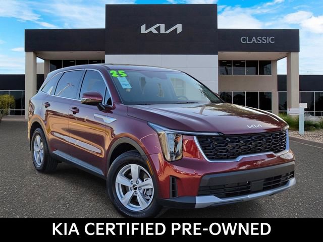 Certified 2025 Kia Sorento LX FWD image 1