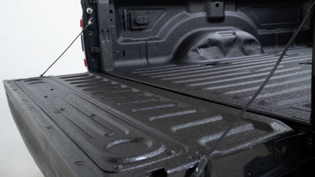 Used 2020 RAM 3500 Laramie w/ Night Edition AWD/4WD image 90