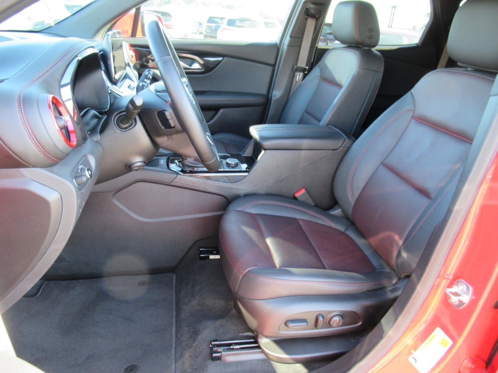 Used 2023 Chevrolet Blazer RS w/ Driver Confidence II Package FWD image 18