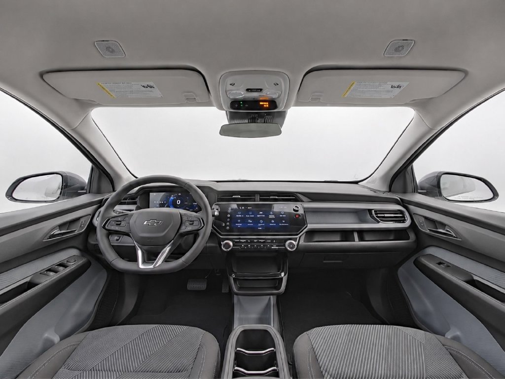 New 2027 Chevrolet Bolt LT w/ Comfort Package FWD image 29