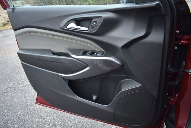 Certified 2024 Chevrolet Trax ACTIV w/ Sunroof Package image 34