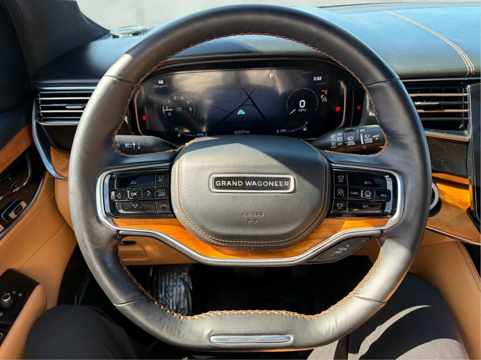 Used 2022 Jeep Grand Wagoneer Series III w/ Rear Seat Video Group 1 AWD/4WD image 11