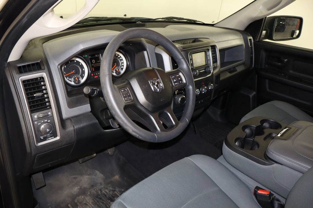 Used 2018 RAM 1500 Express RWD image 24
