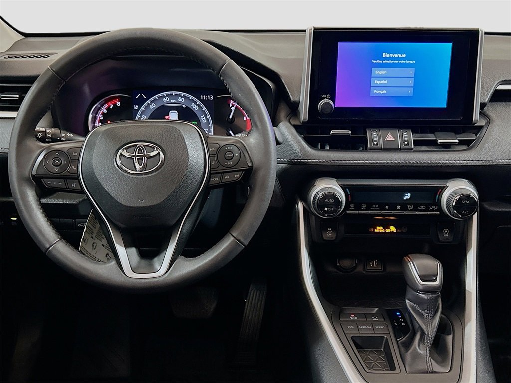 Used 2023 Toyota RAV4 XLE Premium image 19