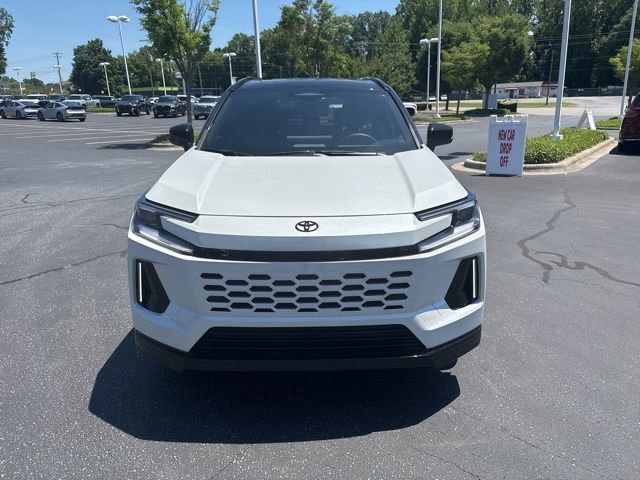 Used 2026 Toyota RAV4 XSE AWD/4WD image 4