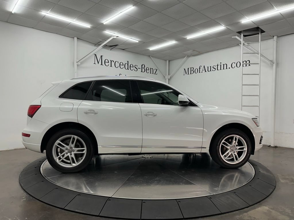 Used 2017 Audi Q5 2.0T Premium Plus w/ Technology Package AWD/4WD image 8