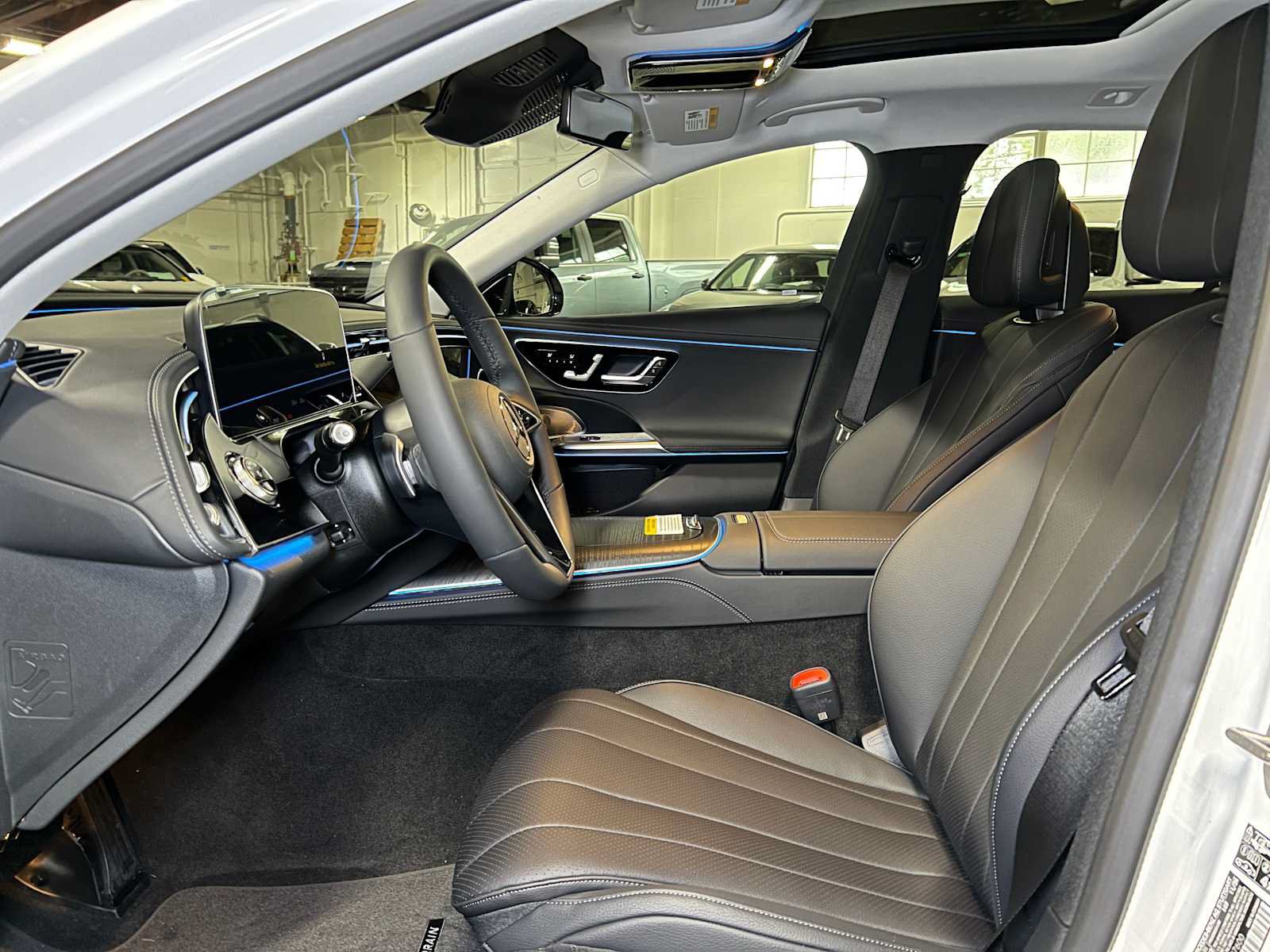 New 2025 Mercedes-Benz E 450 4MATIC All-Terrain Wagon image 19