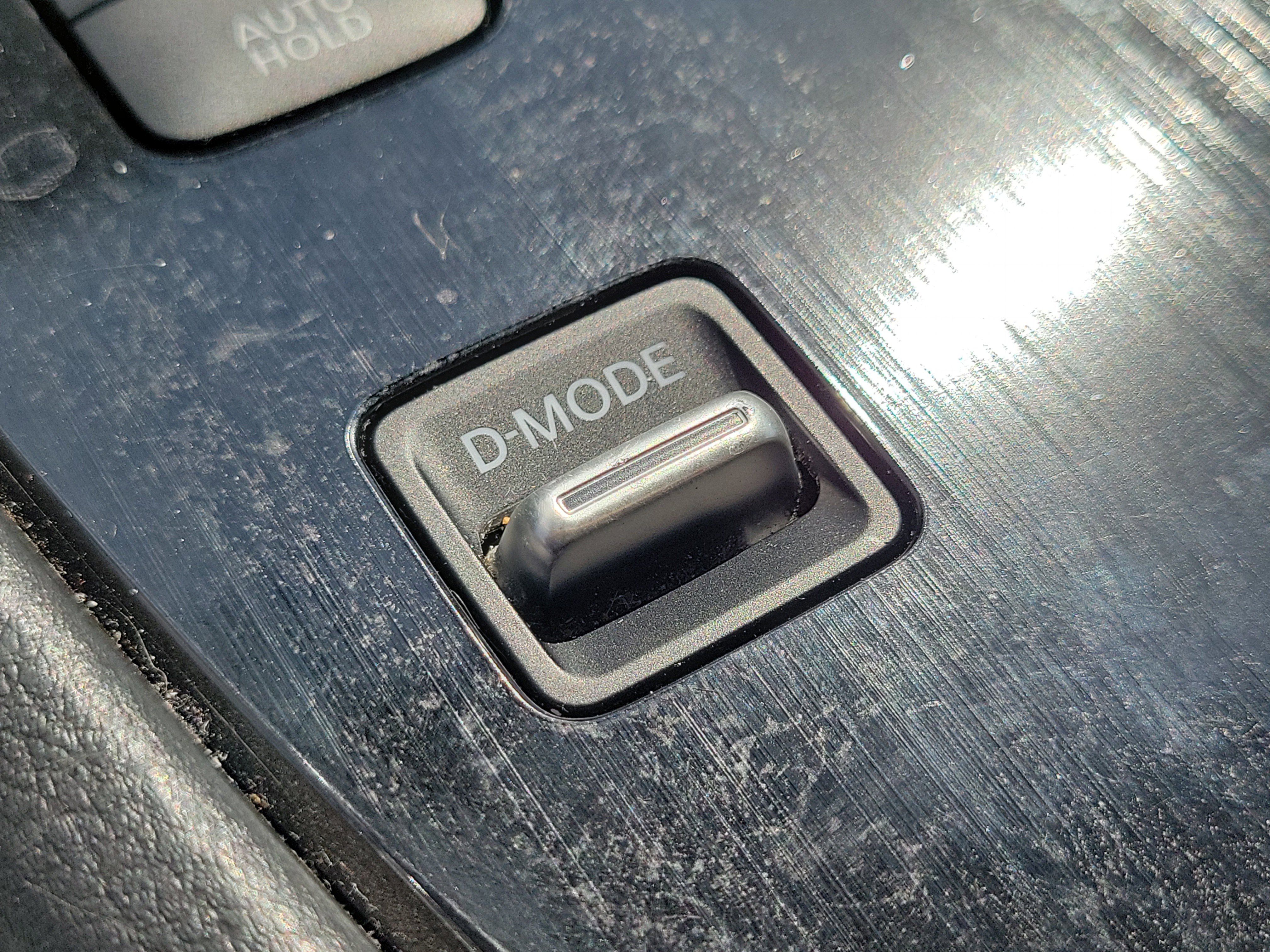 Used 2024 Nissan Rogue SV image 30