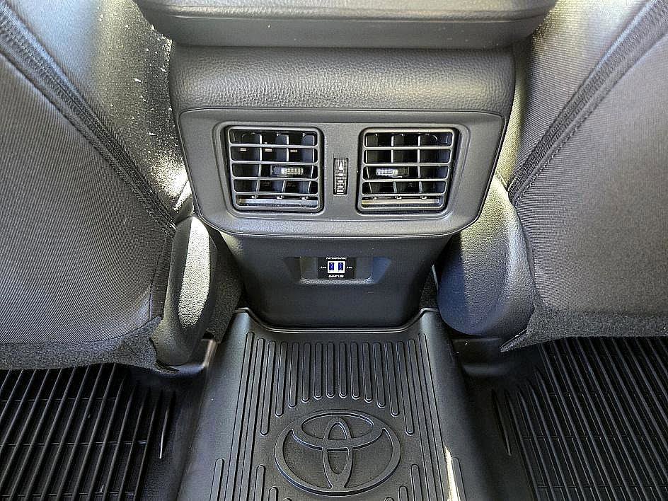 Used 2025 Toyota RAV4 LE image 14