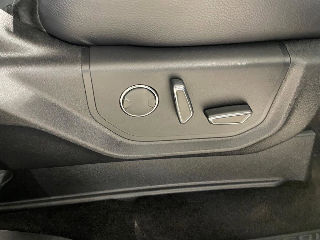 Used 2018 Ford Expedition Limited AWD/4WD image 29