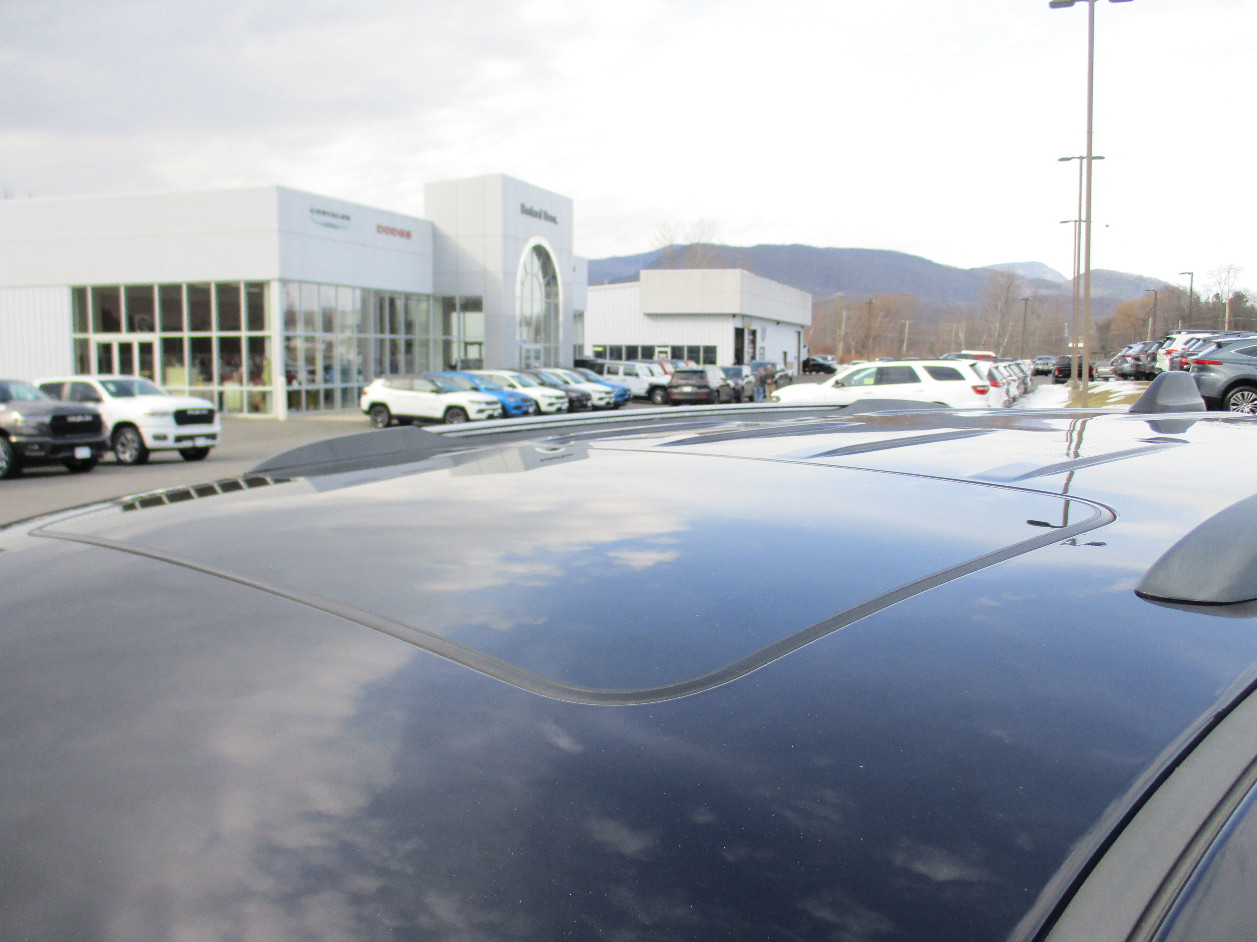 Certified 2021 Jeep Grand Cherokee Limited image 11