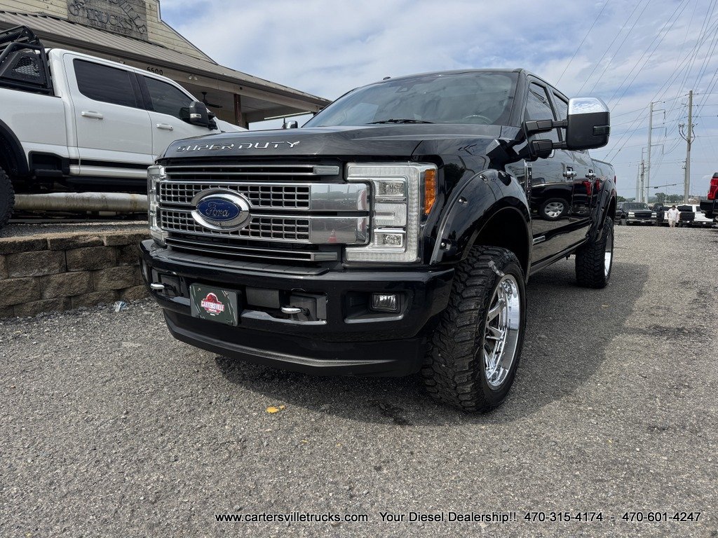 Used 2017 Ford F250 Platinum w/ Platinum Ultimate Package AWD/4WD image 3