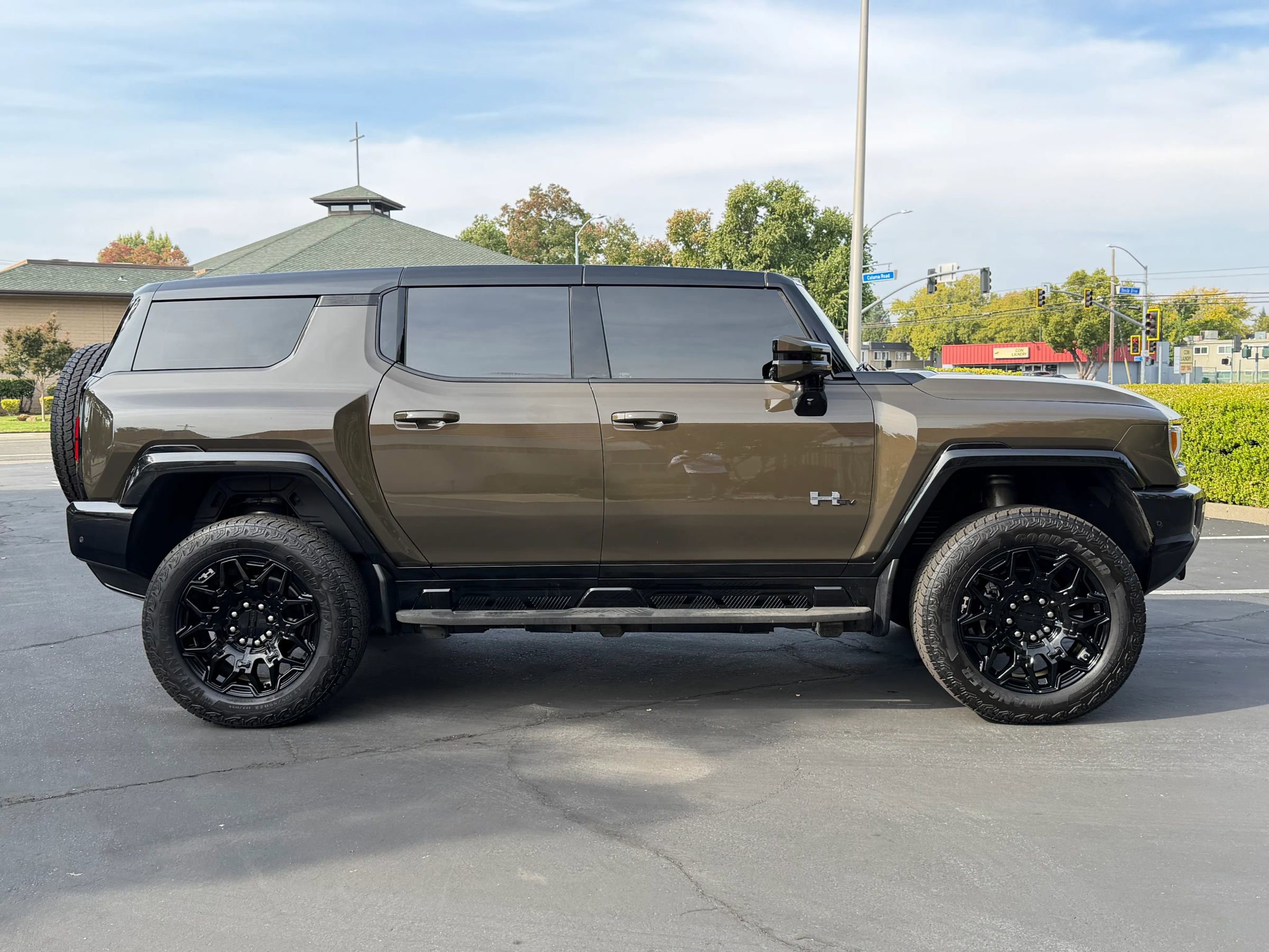 Used 2024 GMC Hummer EV 2X image 7