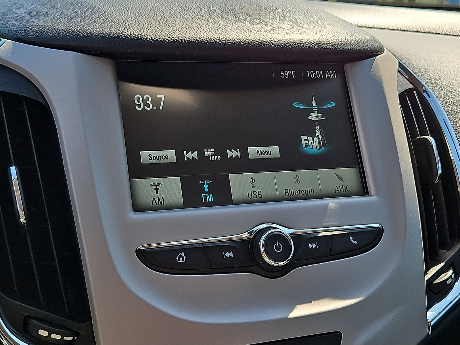 Used 2017 Chevrolet Cruze LS FWD image 16