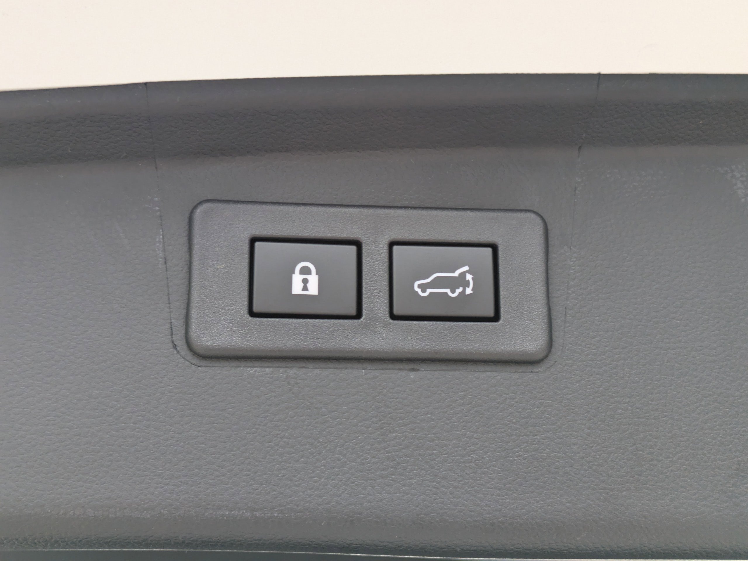Certified 2025 Subaru Outback Touring image 14