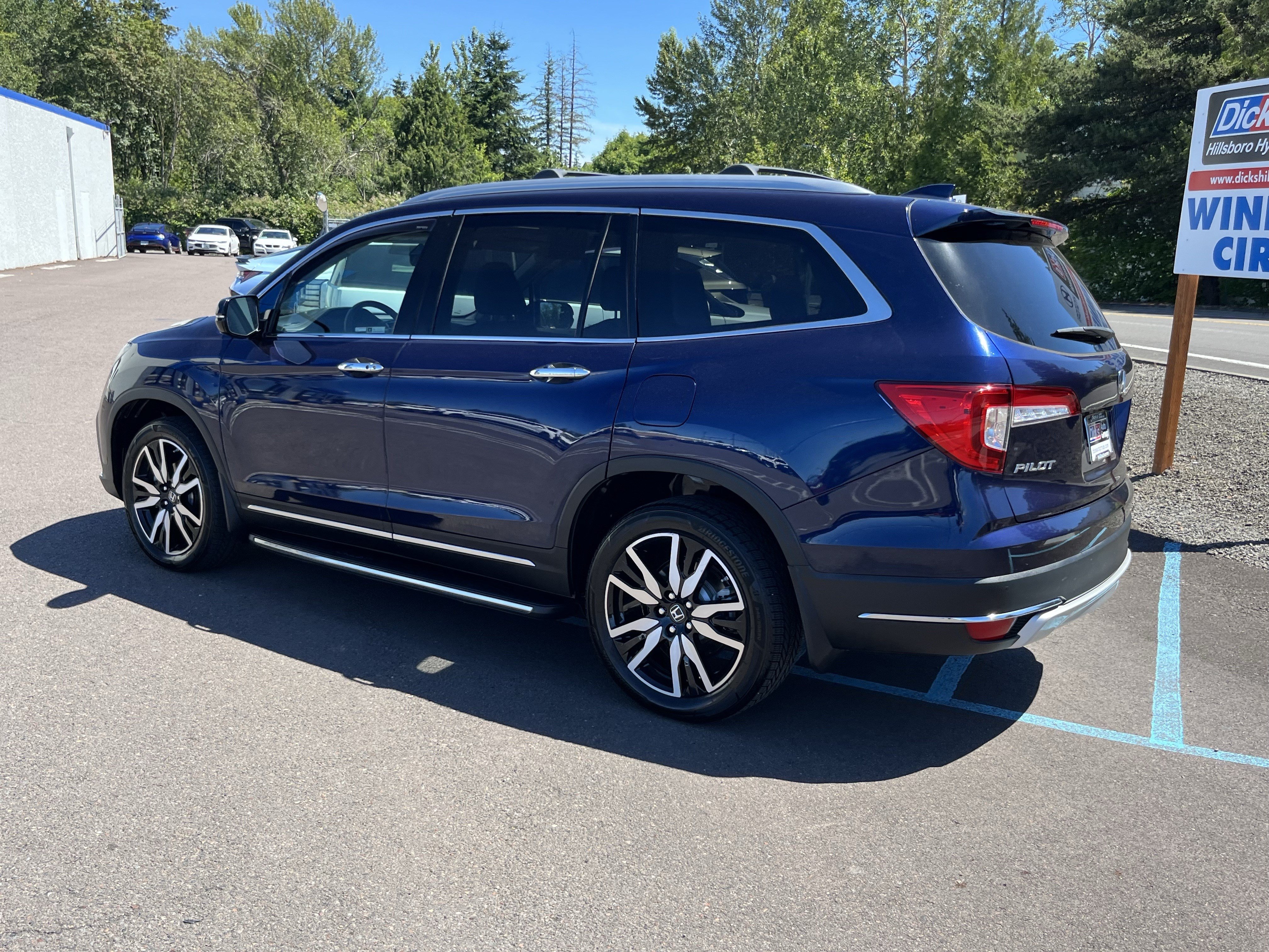Used 2019 Honda Pilot Elite image 3