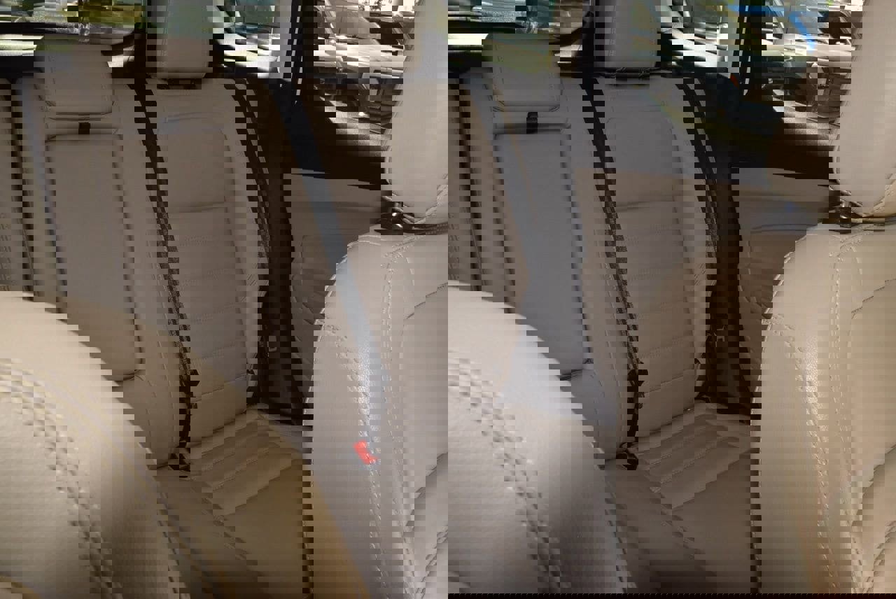 Used 2019 Ford Escape SEL image 21