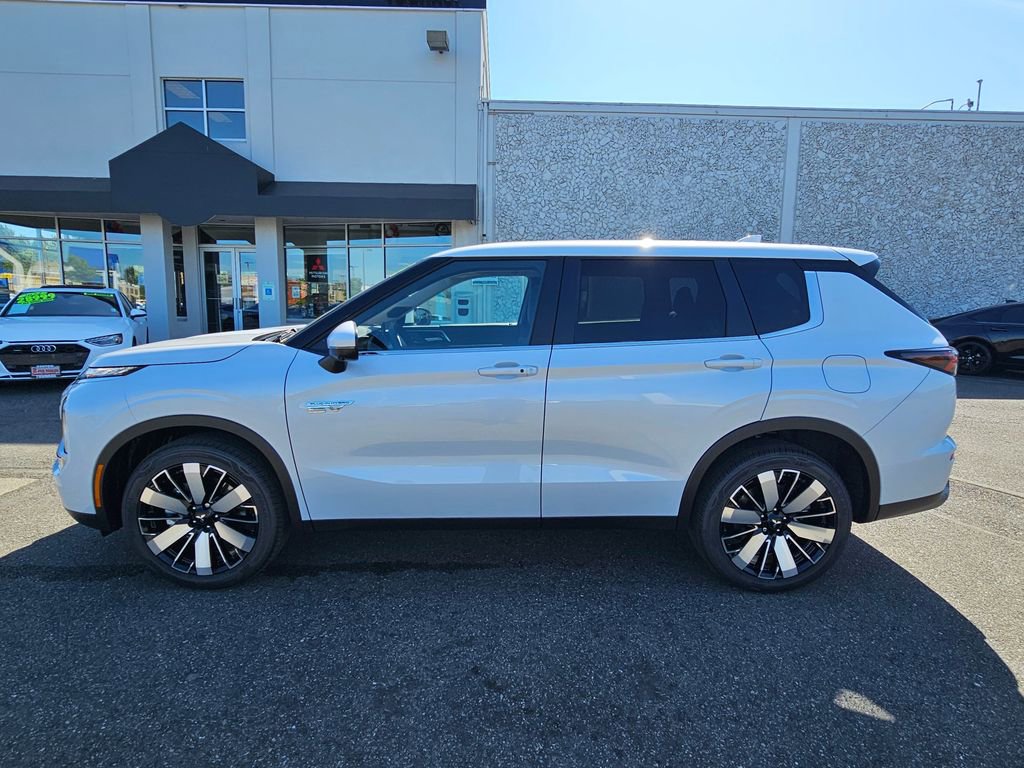 New 2026 Mitsubishi Outlander SE AWD/4WD image 8