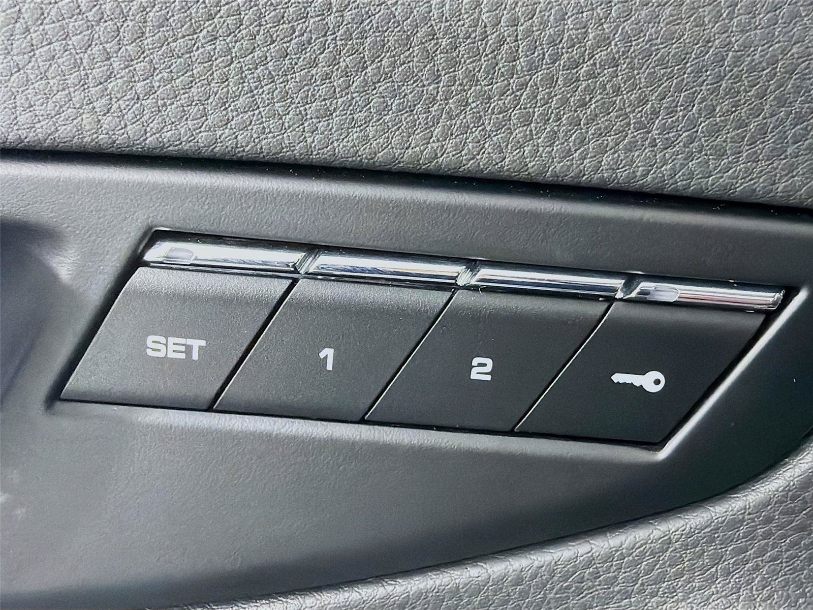 Used 2018 Porsche 911 Carrera S RWD image 23