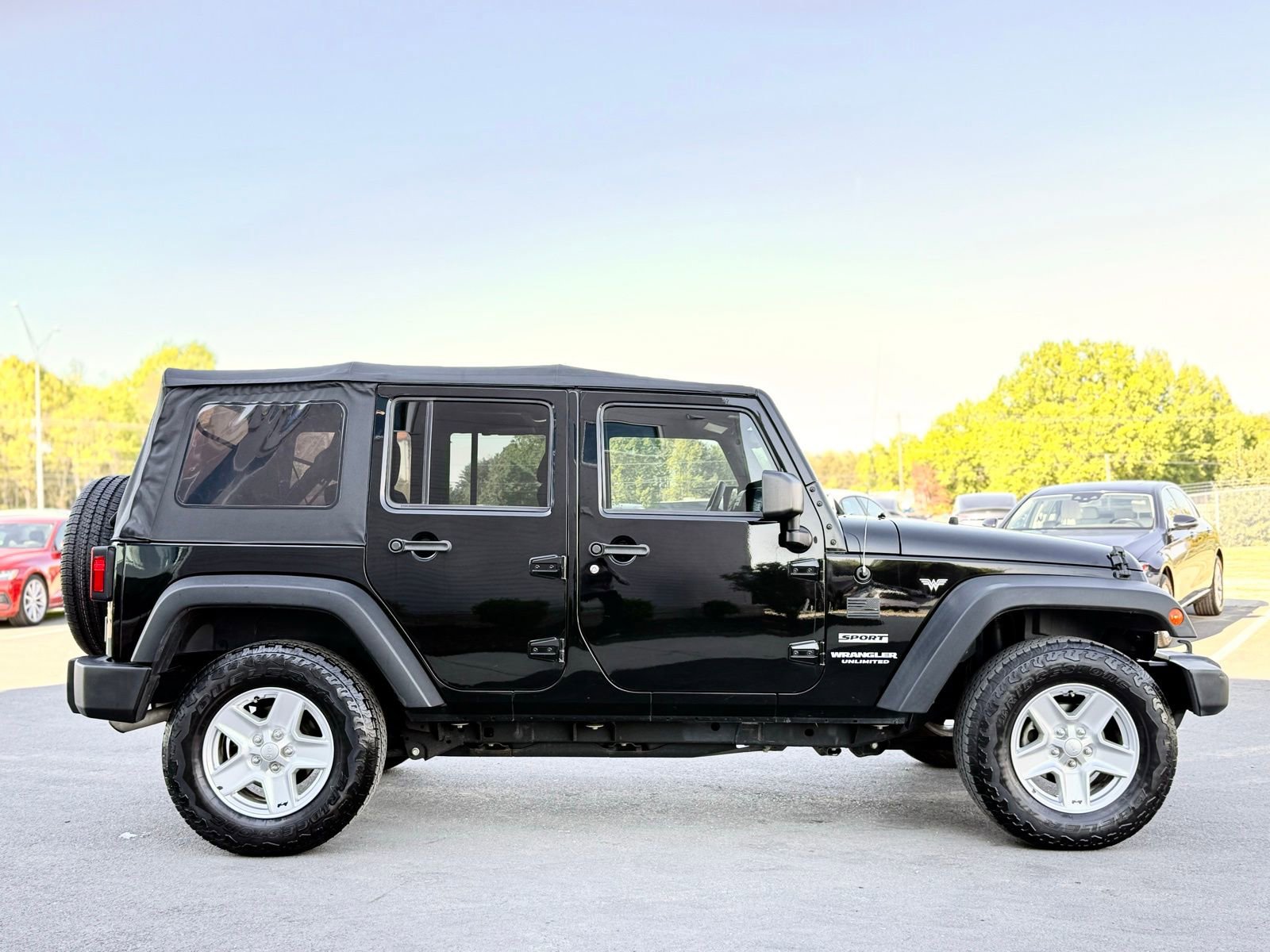 Used 2015 Jeep Wrangler Unlimited Sport w/ Quick Order Package 24S image 8