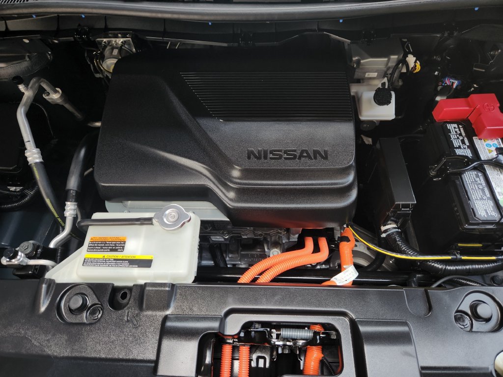 Used 2025 Nissan Leaf S FWD image 31