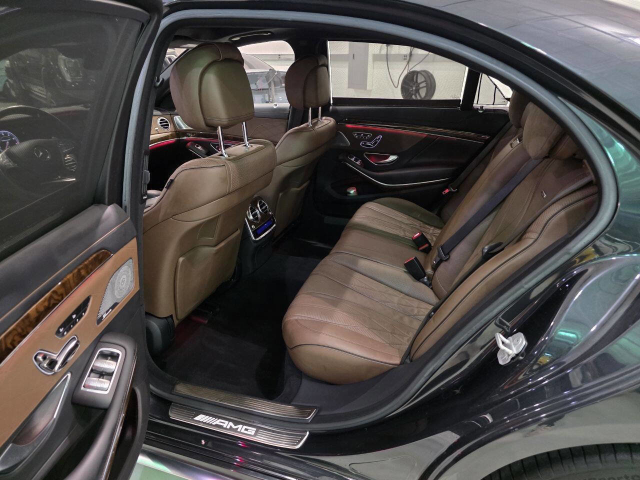 Used 2014 Mercedes-Benz S 63 AMG 4MATIC Sedan w/ Rear Seat Package image 58
