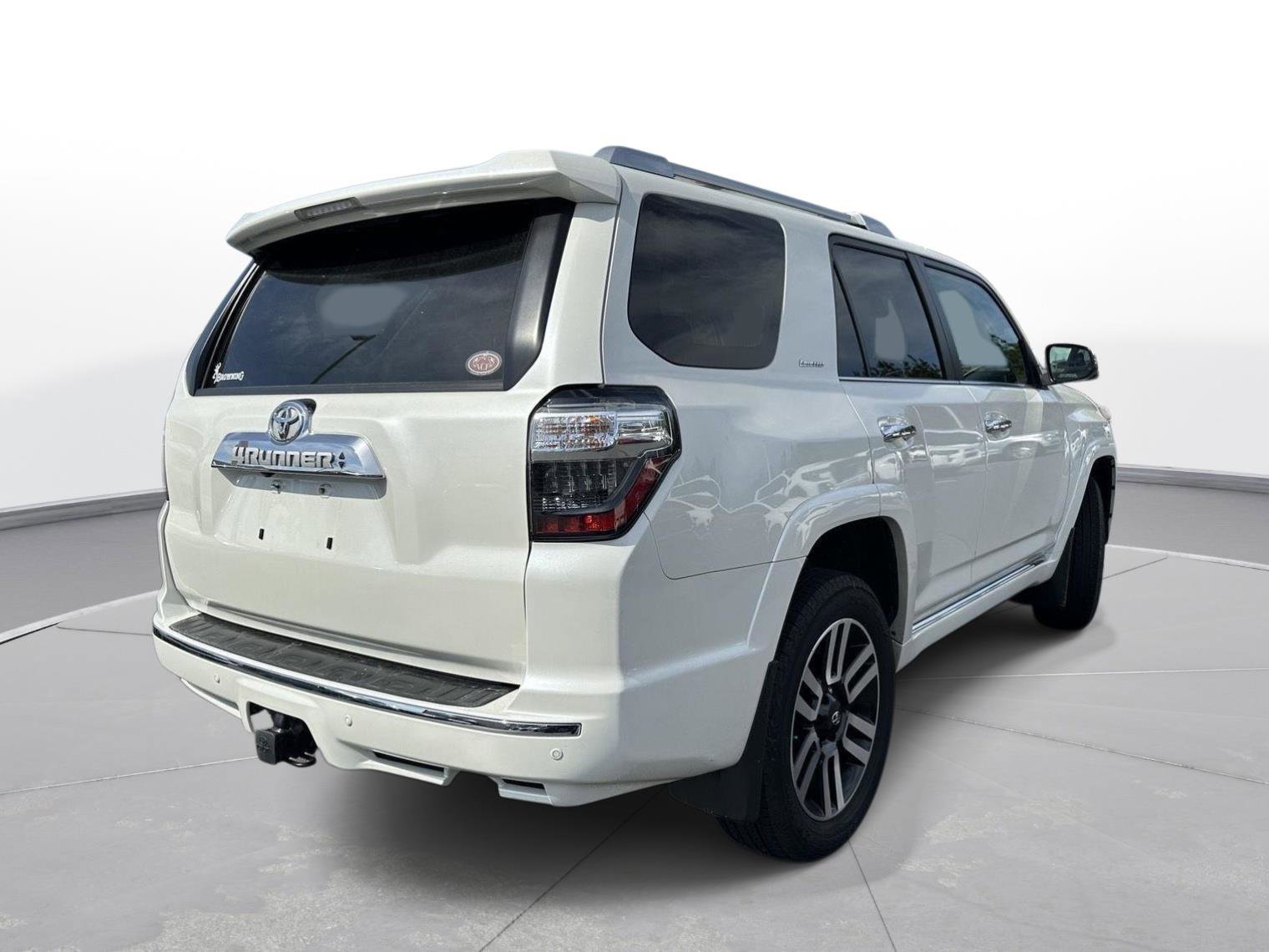 Used 2022 Toyota 4Runner Limited image 16