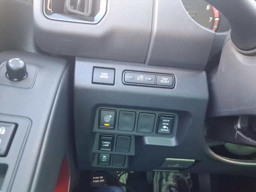 New 2026 Nissan Frontier Pro-X w/ Pro-X Convenience Package RWD image 9
