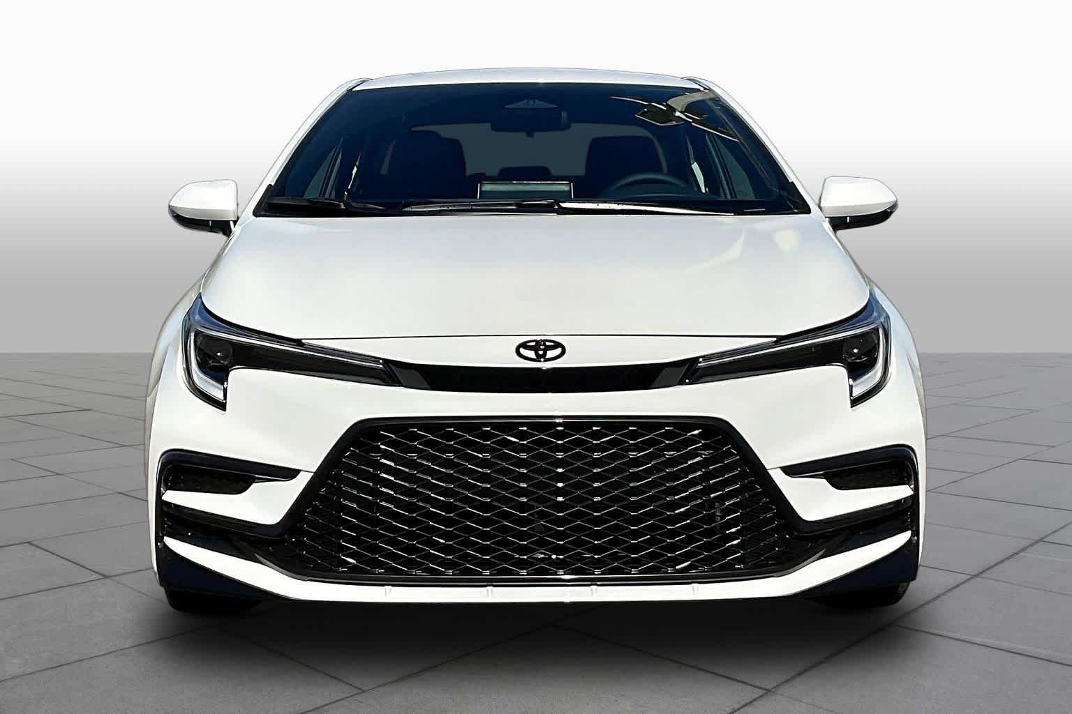 New 2027 Toyota Corolla SE FWD image 3