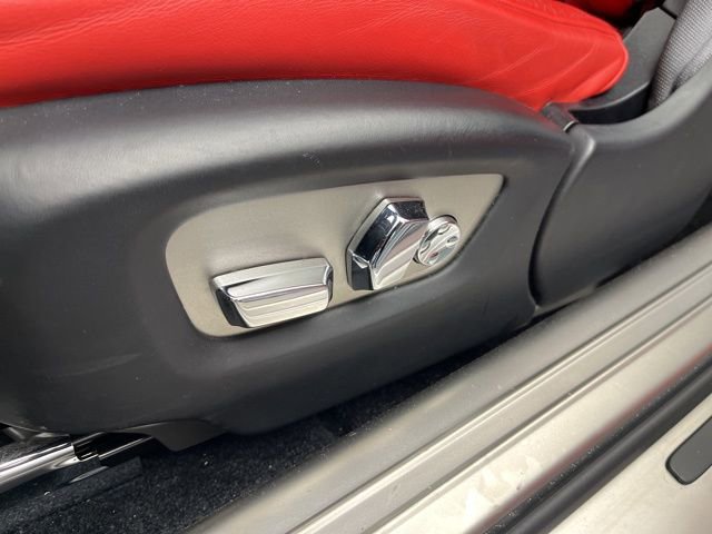 Used 2018 Rolls-Royce Wraith image 18