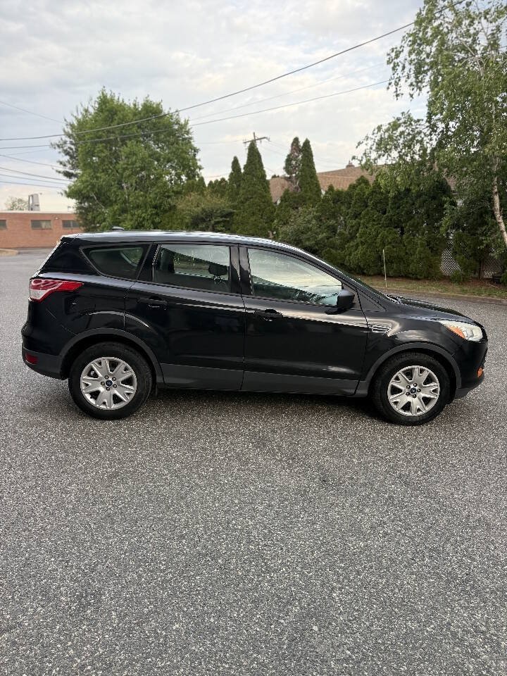 Used 2014 Ford Escape S FWD image 8