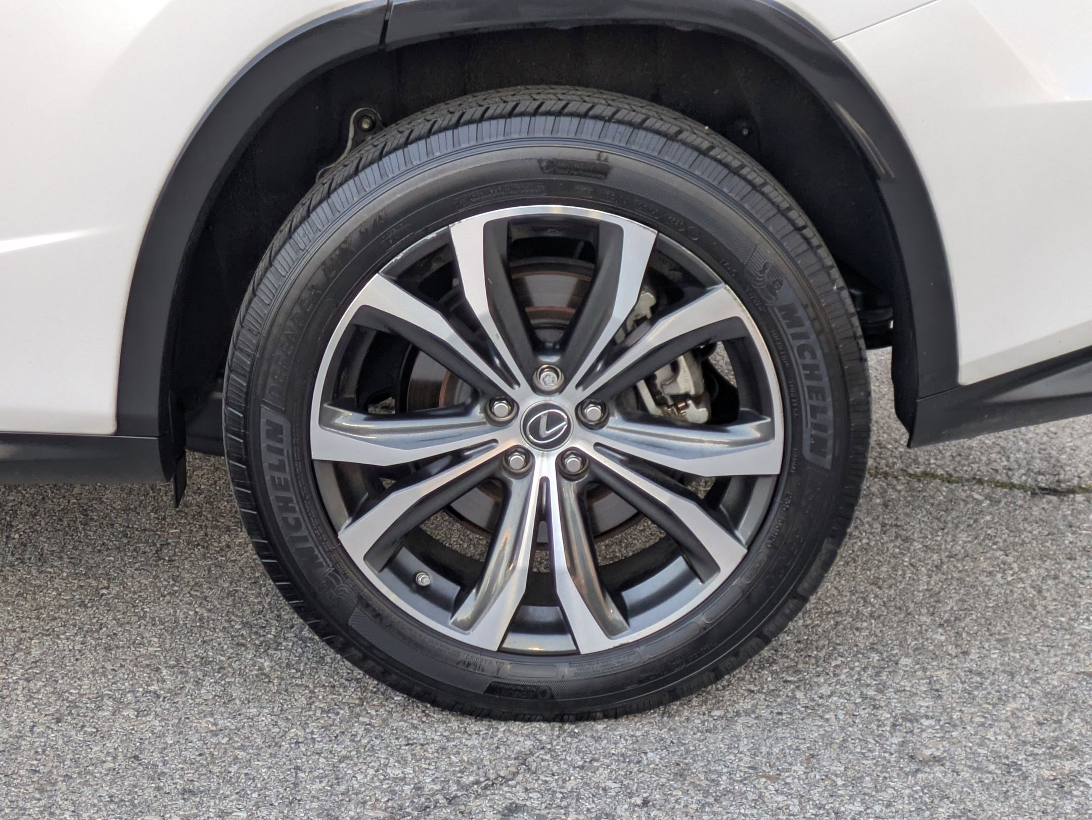 Used 2019 Lexus RX 350 FWD w/ Navigation Package image 9