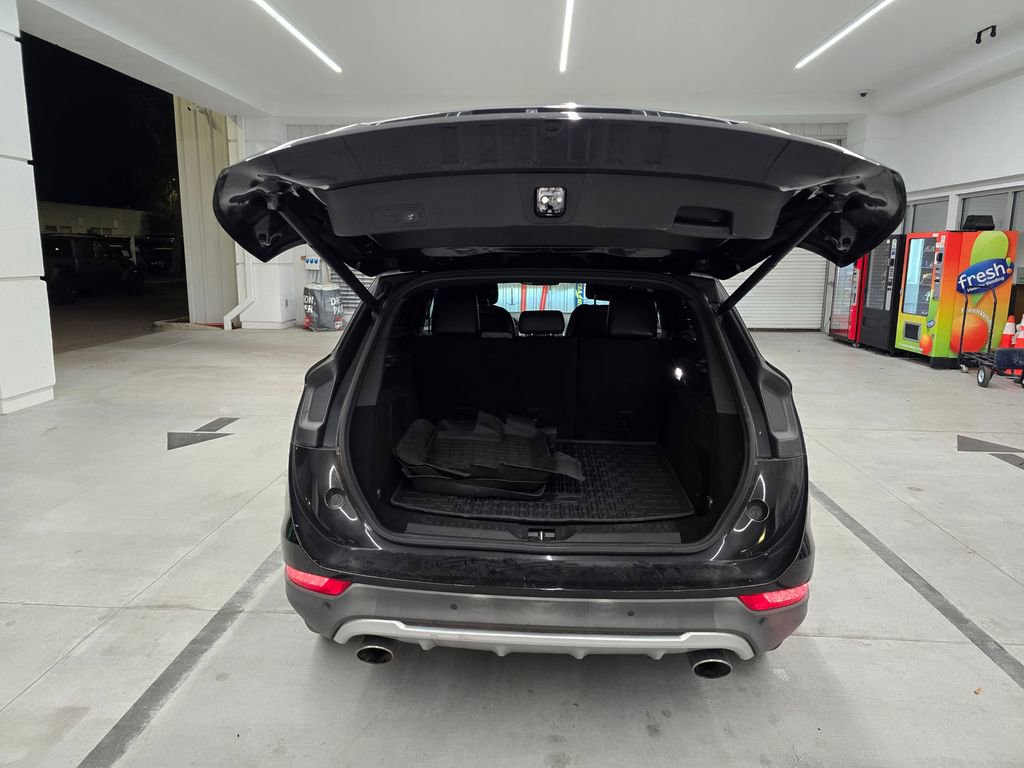 Used 2019 Lincoln MKC Premiere image 34