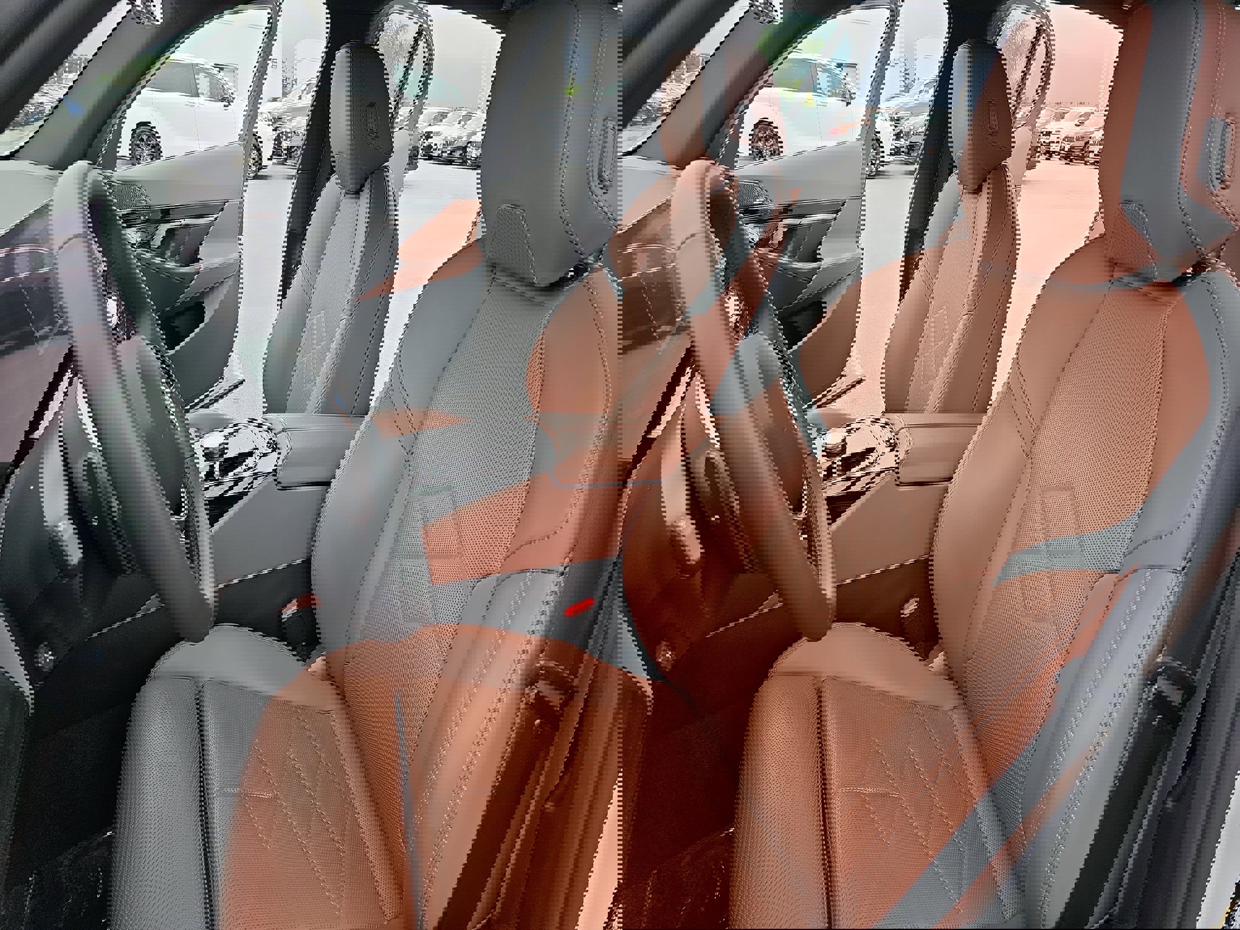 Used 2025 BMW 530i w/ Premium Package image 15