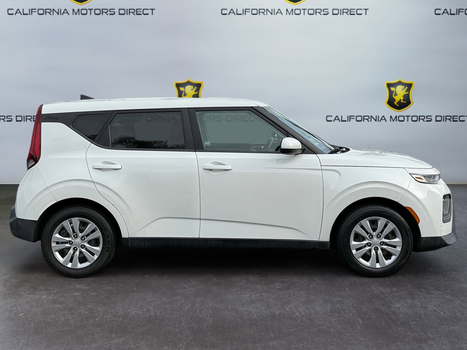 Used 2021 Kia Soul LX image 6