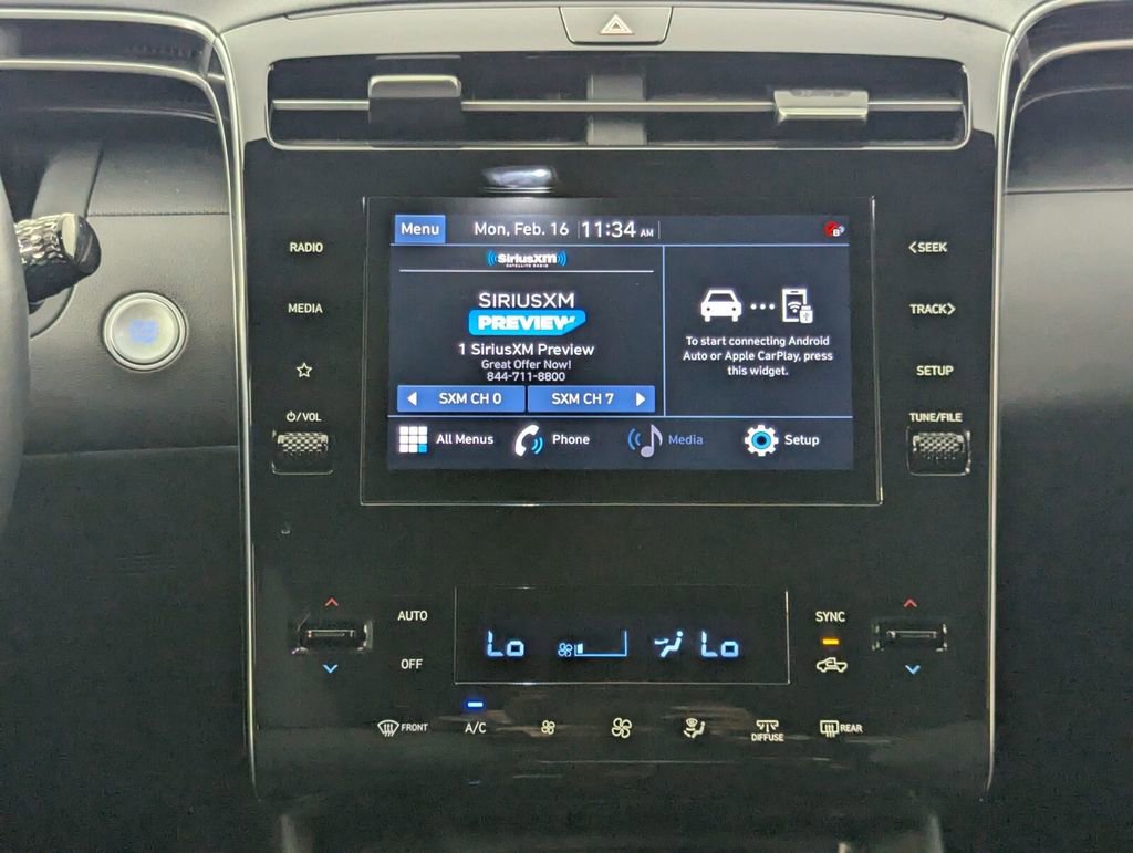 Used 2022 Hyundai Santa Cruz SEL Premium image 18