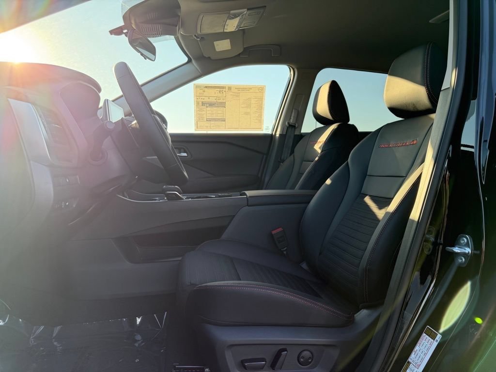 New 2026 Nissan Rogue SV AWD/4WD image 10
