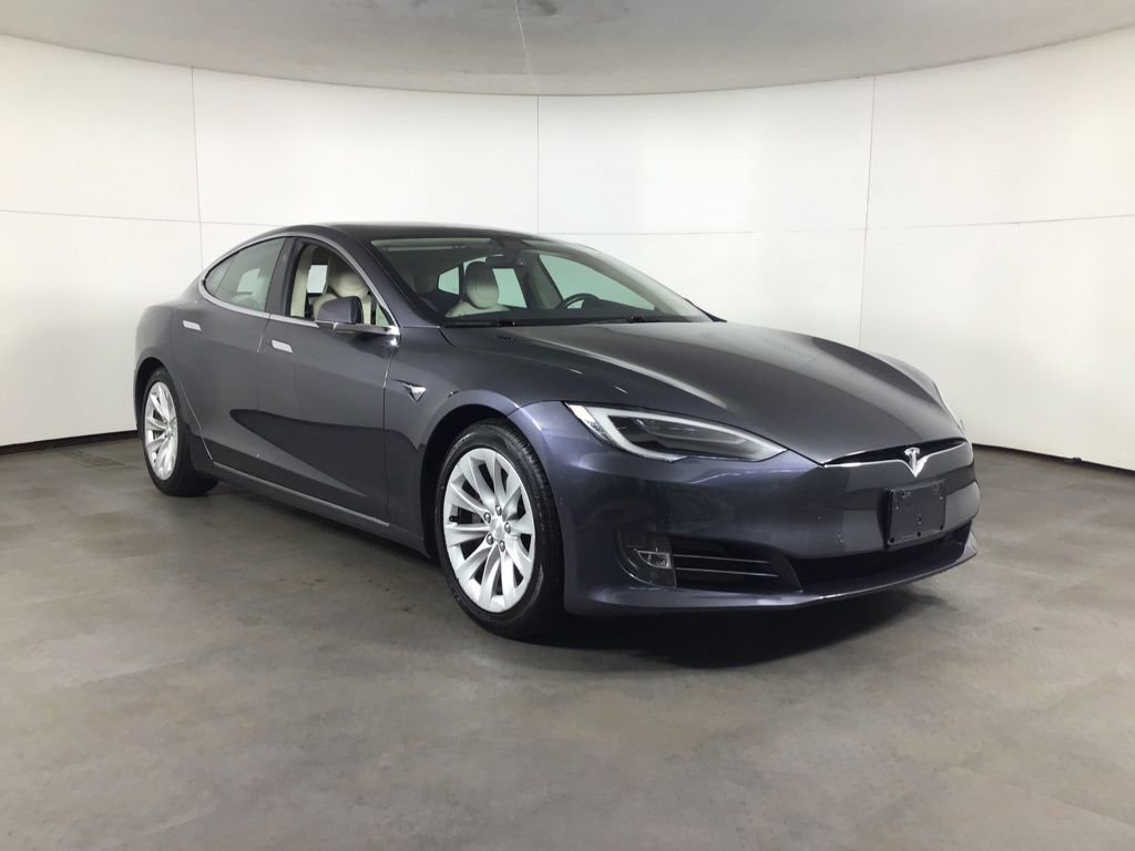 Used 2018 Tesla Model S 100D image 9